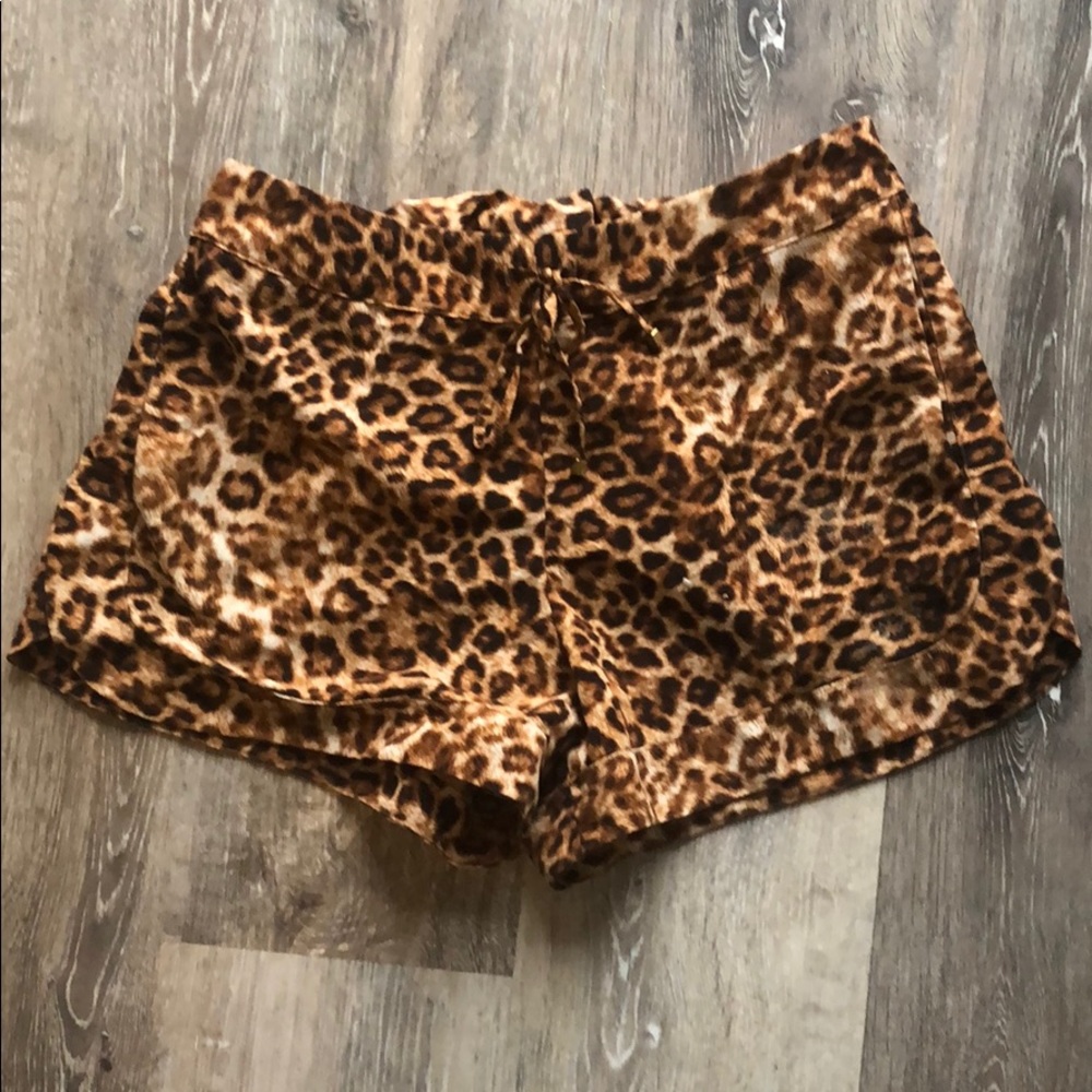 Jennifer Lopez animal print shorts size small